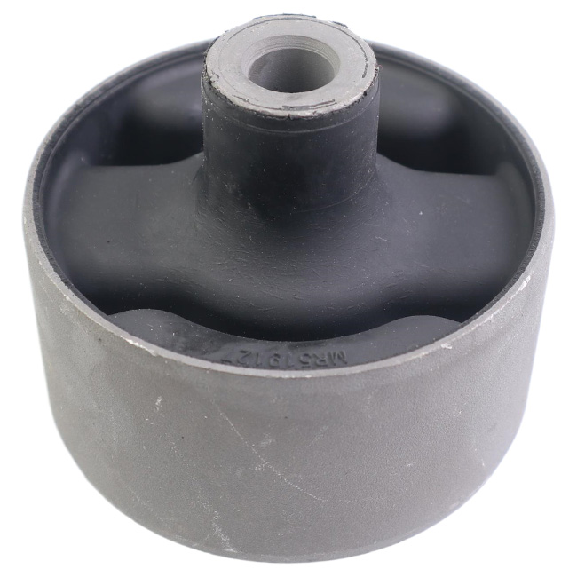 Suspension Bushing Control Arm Bushing MR519127 For Mitsubishi